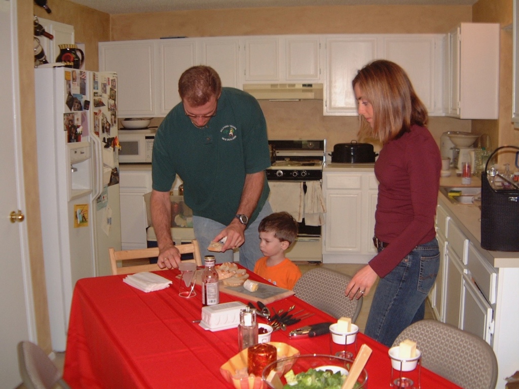 Hildebrand Christmas ScreenSaver/1024x768_2003-12-25 Christmas Day J&H 08.jpg